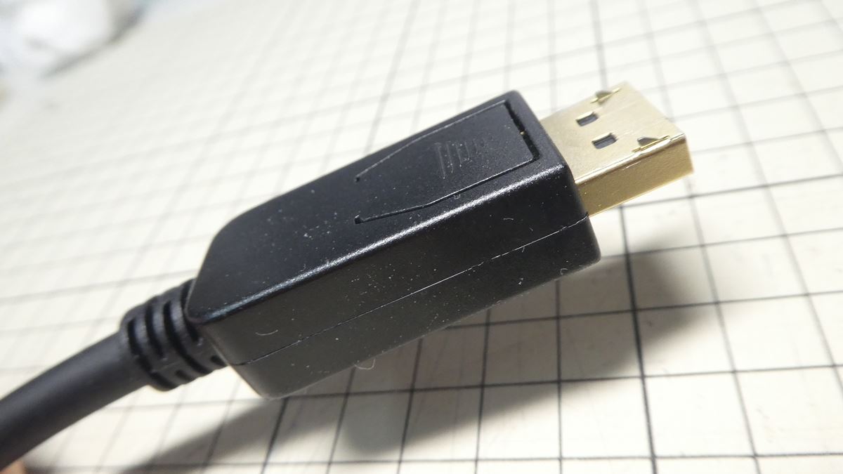 DisplayPortコネクタの取り外しが面倒なのでツメ(ラッチ)を削り取いた！ – A2-blog