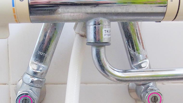 TOTO 浴室サーモスタット混合栓　取付脚　偏心管 止水栓付取付脚(サーモ用) TOTO 水栓取付部品 【通販モノタロウ】