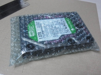 HDD 収納 はがきケース プチプチ 緩衝材 密封 パッキン 袋 乾燥剤 シリカゲル 自作 PC